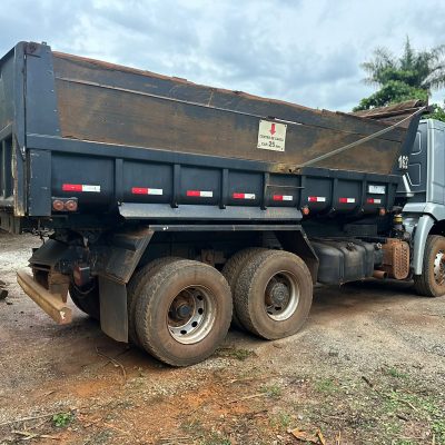 93adc276-7d99-4115-a9cf-ee93987758d7