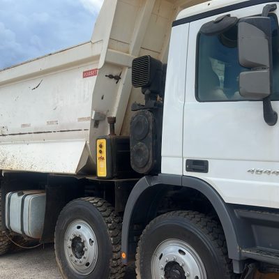 93dded58-2d0f-456f-84f6-a0adb54a2549