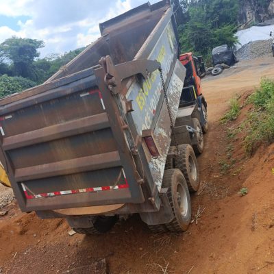 b41c03a7-77a0-41ef-bdc2-def3273e0a6d