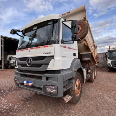 b715389d-57b1-4c62-a4dd-d6532e29634b